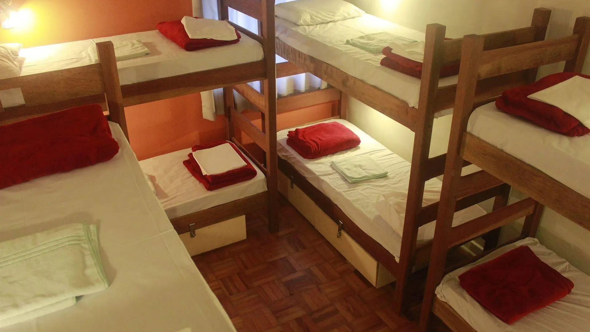 Namoa Paulista Hostel São Paulo 0*,  Brazilië